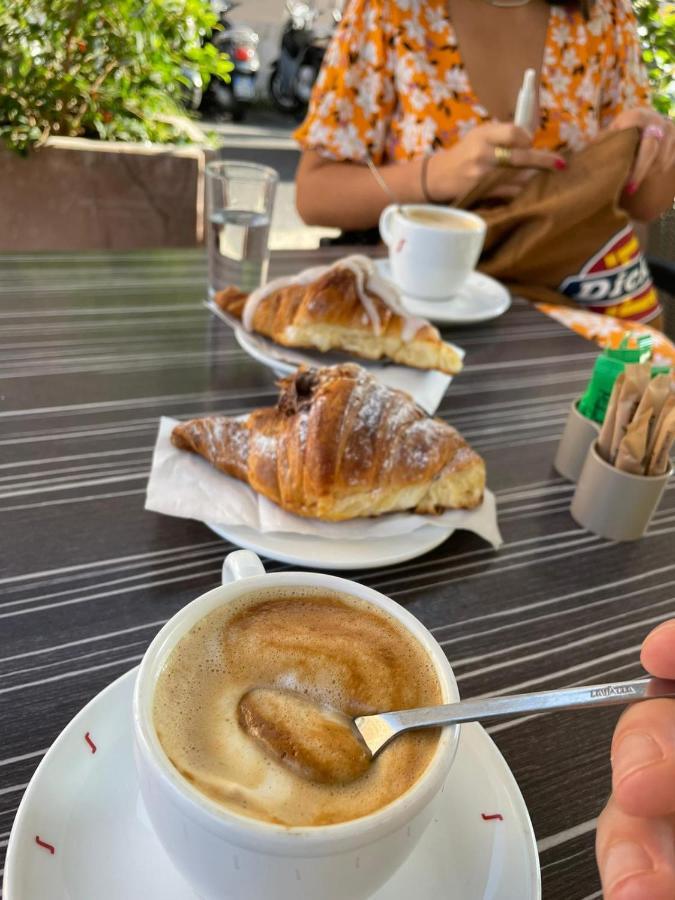 Ulysses In Rome Acomodação com café da manhã Exterior foto